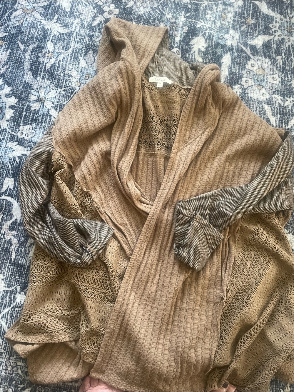 Oli and Hali cardigan